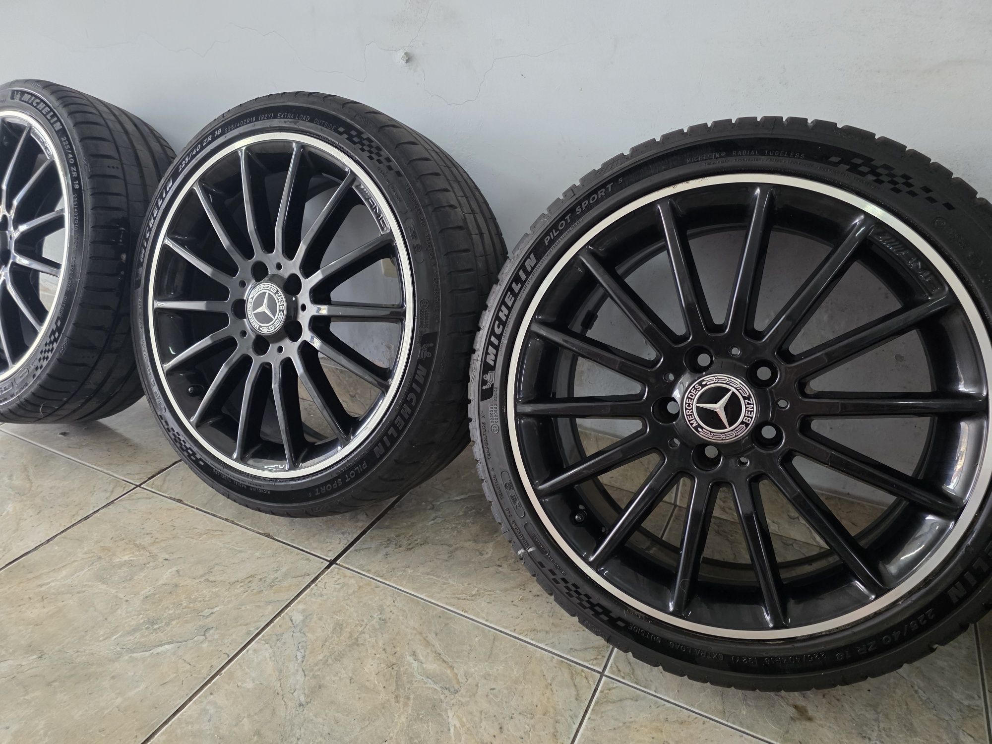 Jantes AMG 18 com pneus