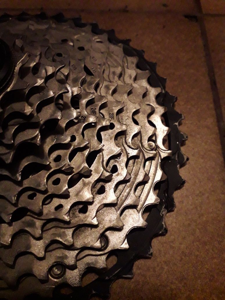 kaseta Shimano Deore XT CS-M8100, 10-45