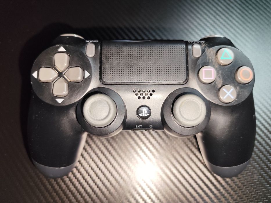 2x oryginalne pady do PS4 Dualshock 4