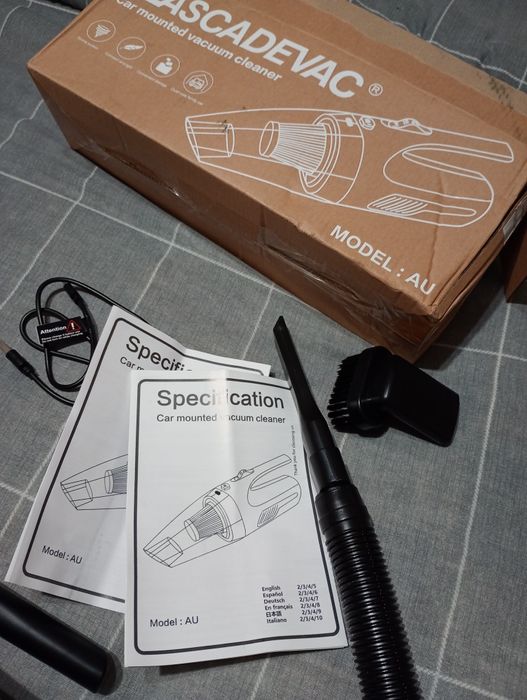 Автомобільний пилосос