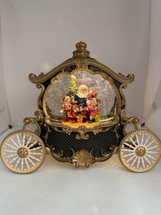 Новорічний ліхтар музична снігова куля Санта в кареті 26х23х11 см