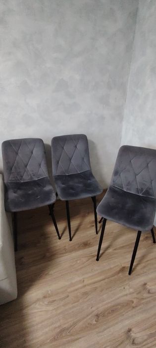 Narożnik kanapa z funkcją spania + 3 krzesla