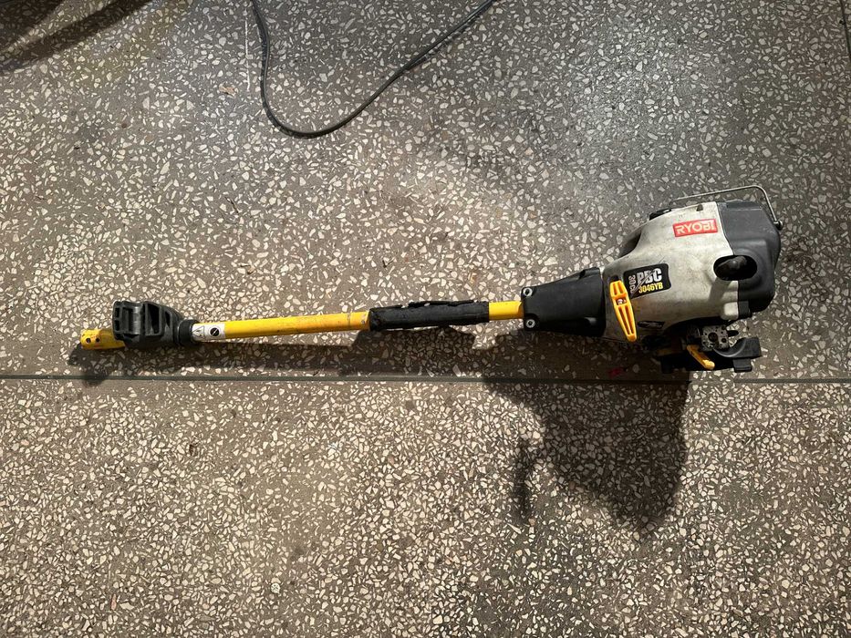 Kosa spalinowa ryobi PBC-3046YB Niekompletna