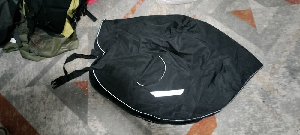 Sprzedam motokoc (pokrowiec na nogi)  do skutera .