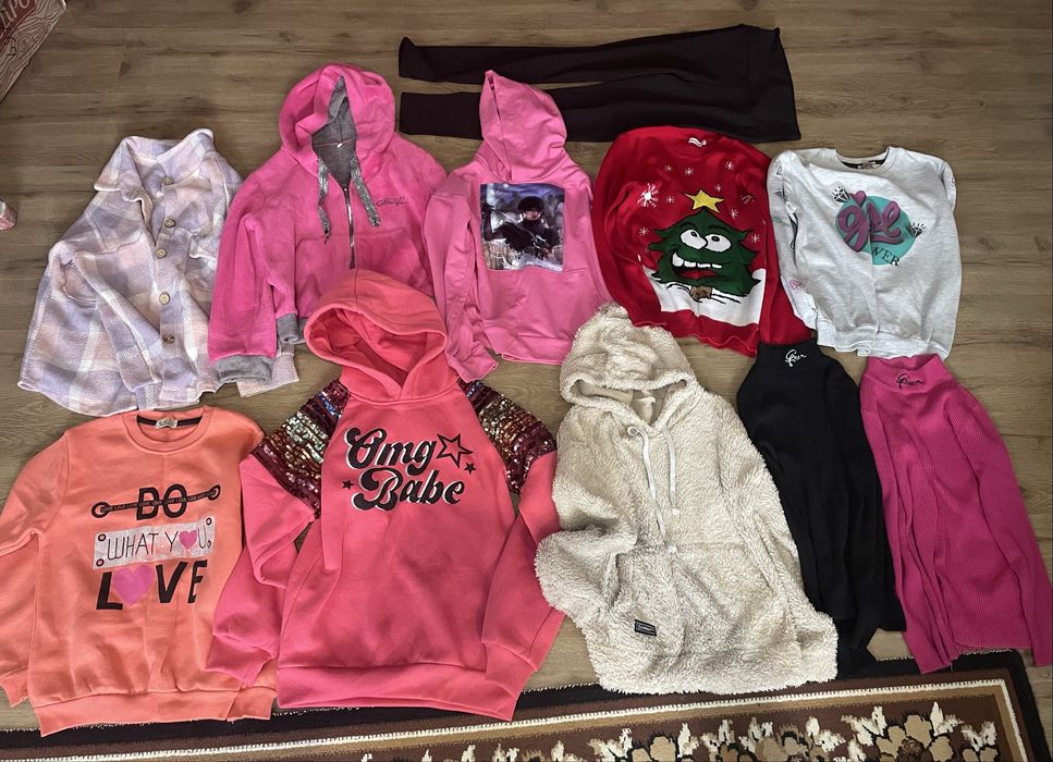 Пакет речей на дівчинку