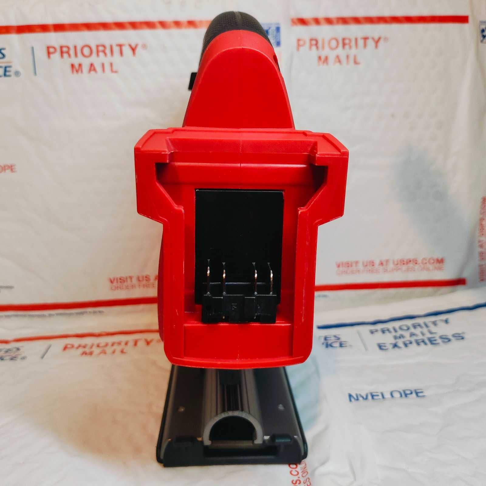 Wyrzynarka Milwaukee 2737-20 M18 z USA (FJS-0X)