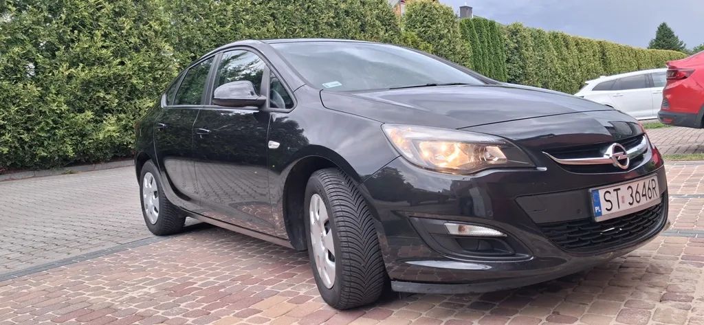 Opel Astra Opel Astra IV 1.6 Essentia