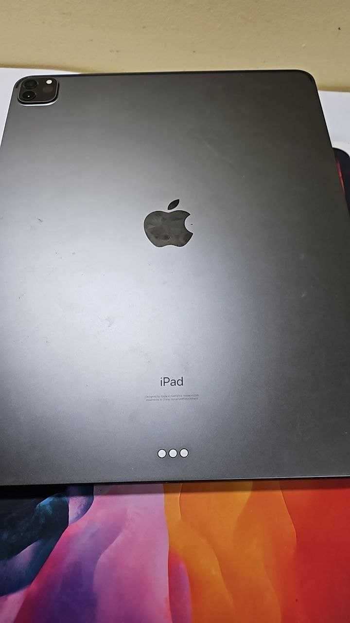 Планшет Apple iPad Pro 12.9" A2229 WiFi 128Gb