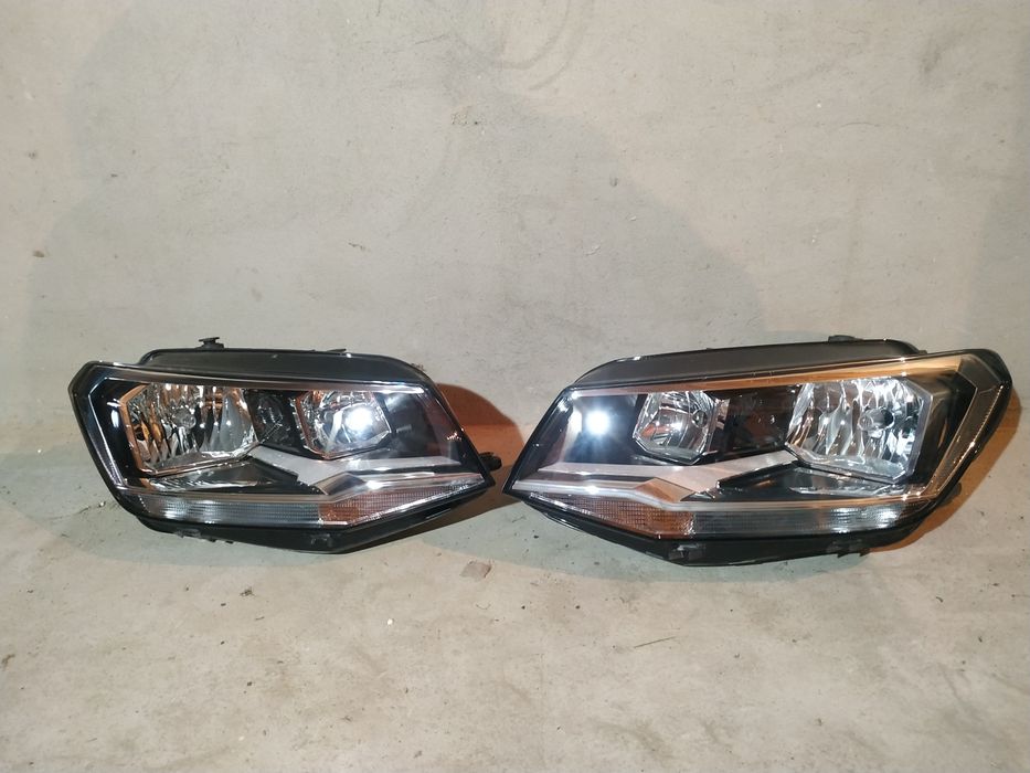 Фара wv Caddy 2016 ціла оригінал