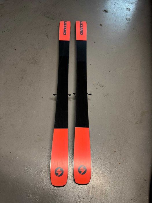 Skis Blizzard Rustler 9