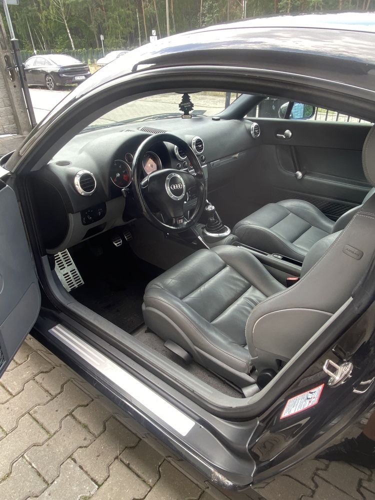 Zadbana audi TT 8n, 225km