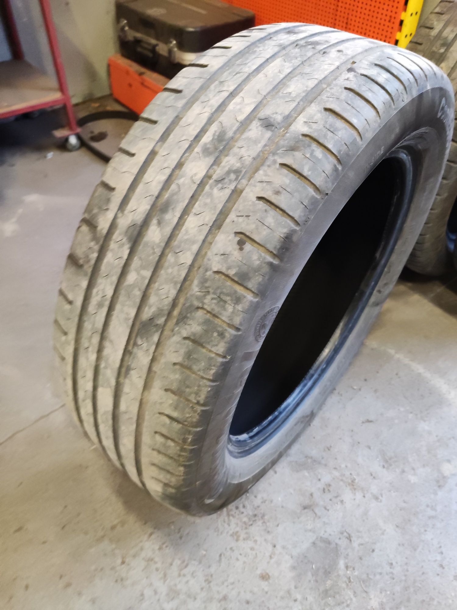 Komplet 4 opon Continental 215/55 R17