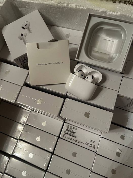Навушники AirPods 4/ Бездротові навушники від Apple AirPods 4