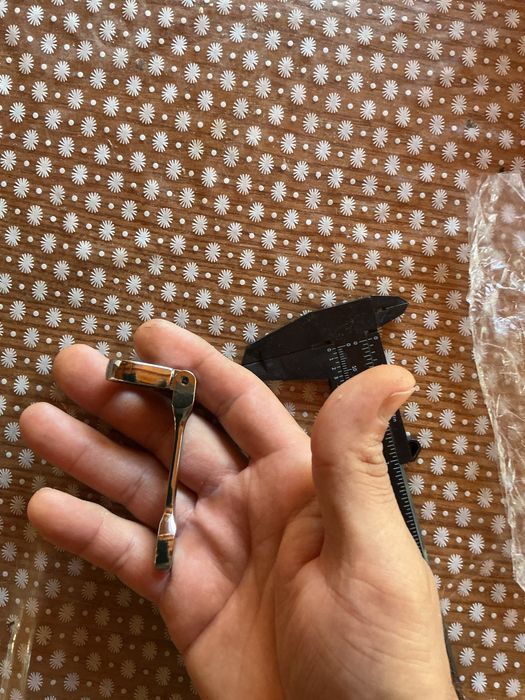 Ключ 10мм рожково-накидной трещоточний с поворотной головкой усилений