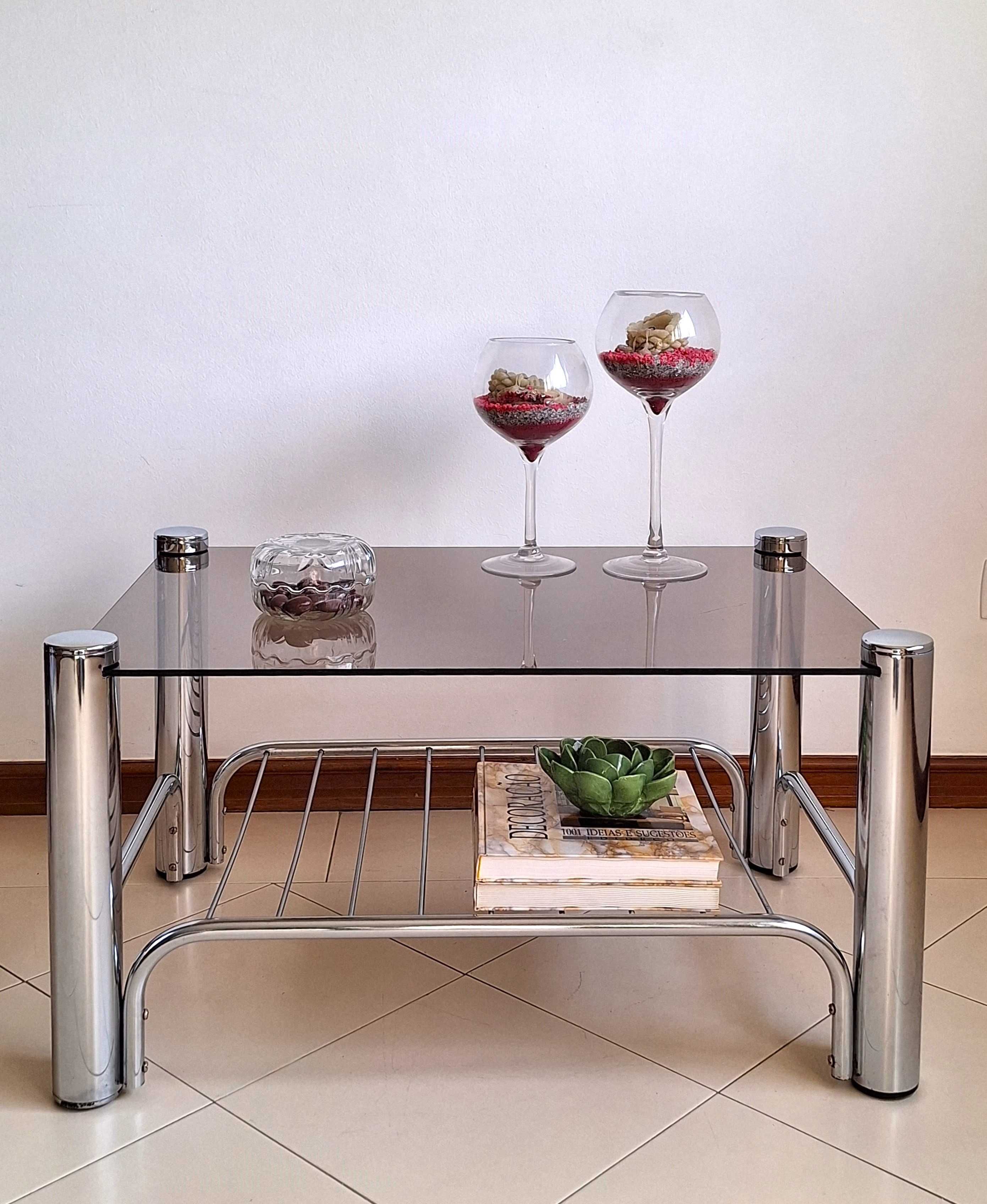 Mesa de centro cromada com vidro - Chrome Coffee table with glass