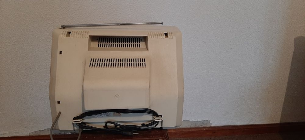 Televisor antigo PHILIPS