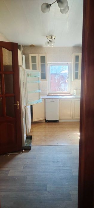 Здається будинок 100 кв.м. нормальний житловий стан. Все є для життя.