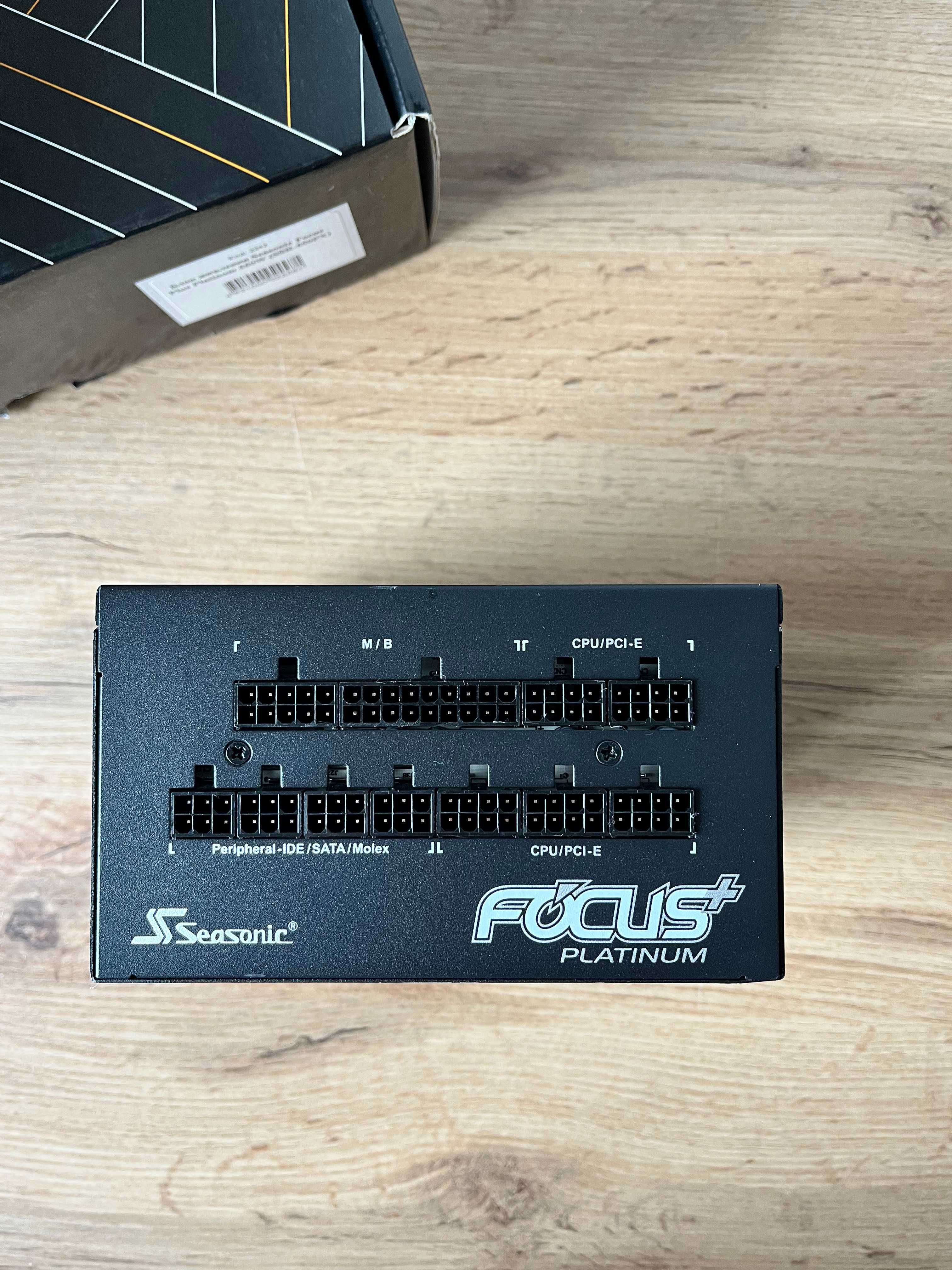 Блок живлення Seasonic Focus Plus Platinum 550W (SSR-550PX)