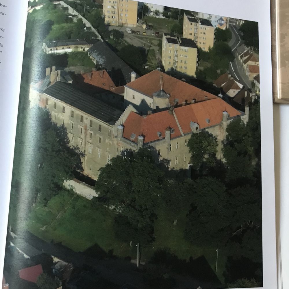 Dzieje zamku ryńskiego i okolic/Tajemnice zamku w Rynie : 2 książki.