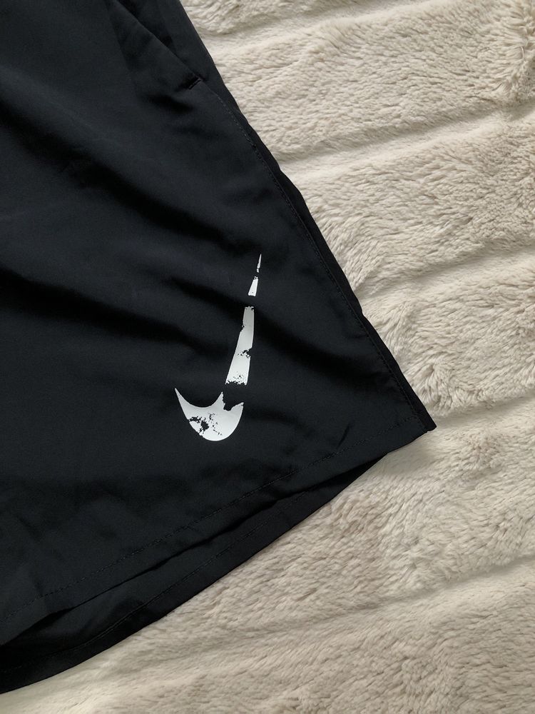 NIKE WILD RUN (L) Swoosh мужские шорты спортивные оригинал летние черн