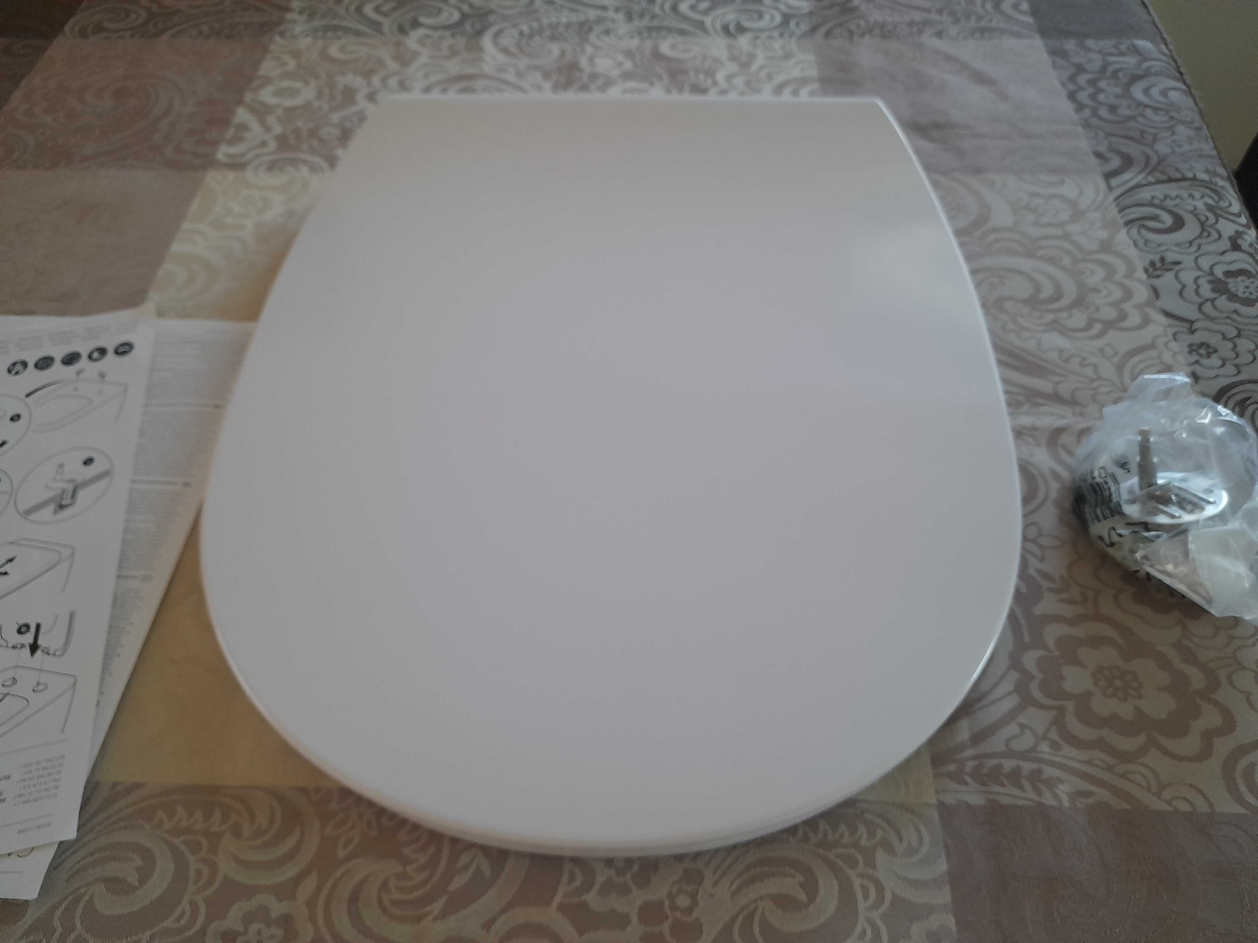 Deska sedesowa Ideal Standard Connect biały duroplast