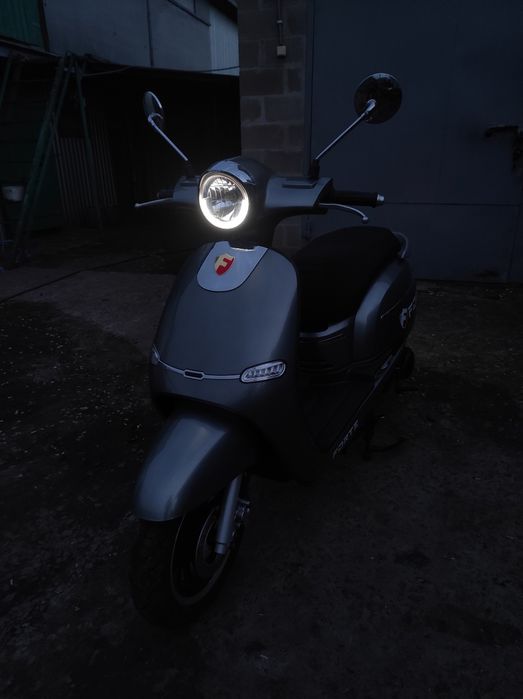 Скутер Forte cruise 150