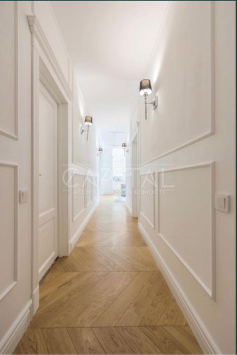 Аренда  4-к квартиры  11 м2 ЖК Французский квартал 2  Центр