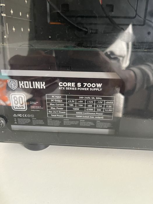 Torre gaming e teclado razer com rato