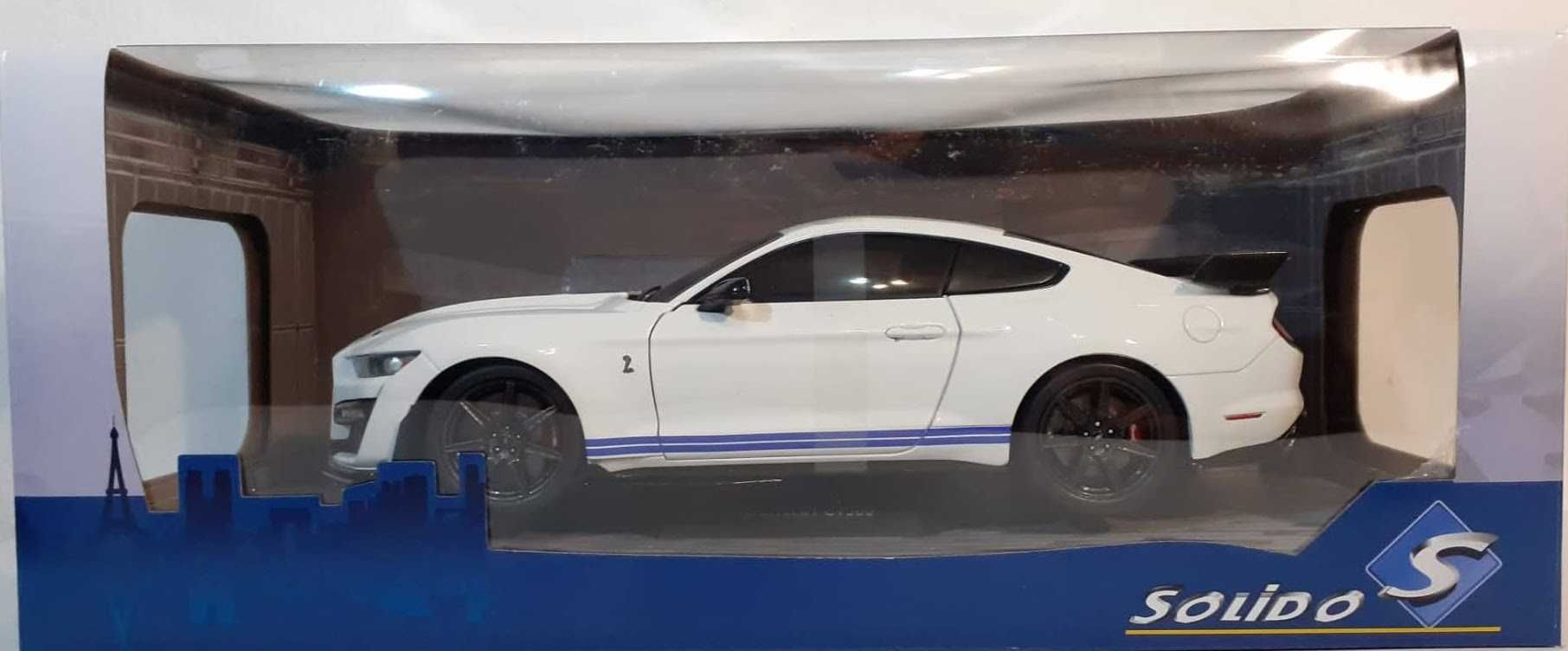 1/18 Ford Mustang GT500 br - Solido