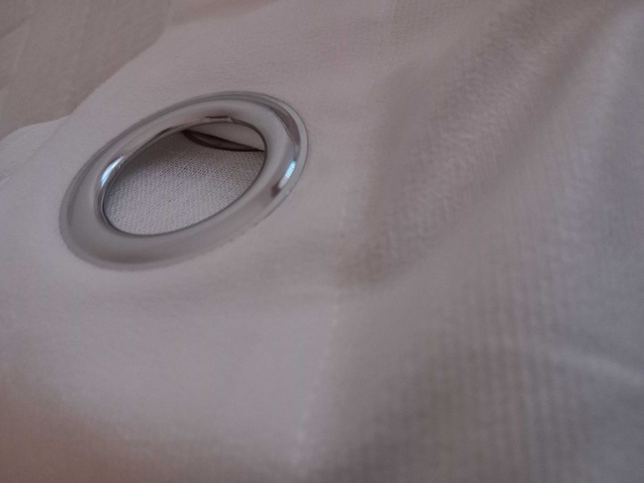 3 varões INOX extensiveis + 3 jogos de cortinas brancas