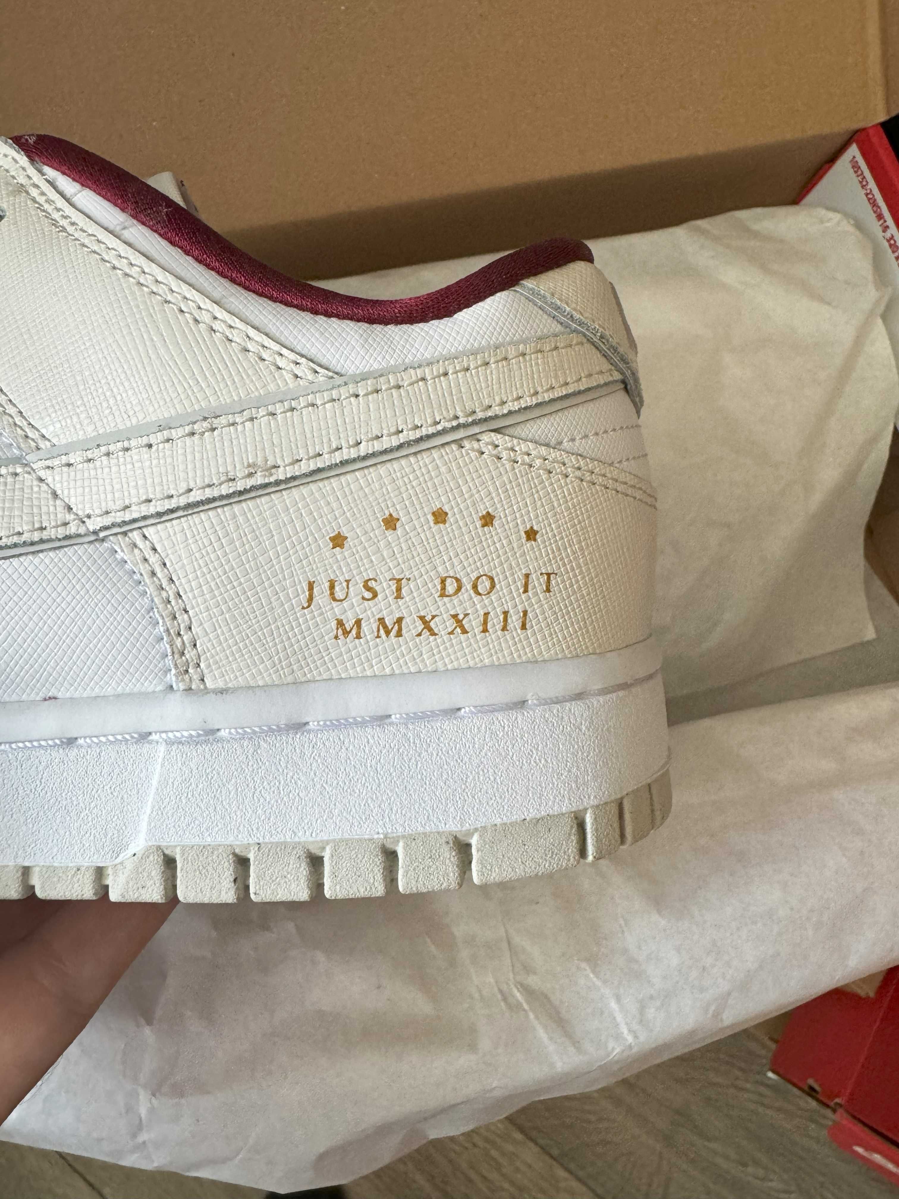Nike Dunk Low SE "Just Do It White Phantom"