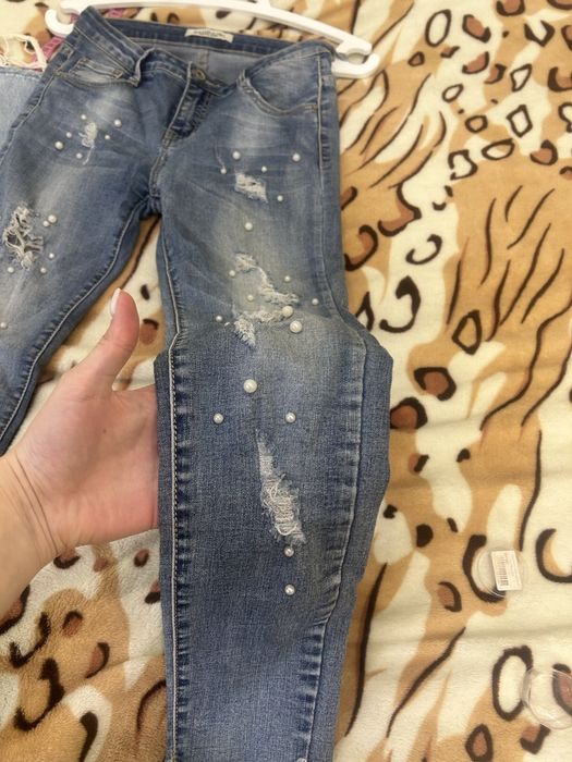 Продаю джинси скіні, size 27,ціна 220 грн, стан ідеальний