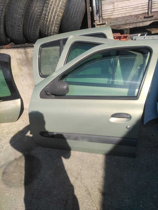 Porta Frente Esquerda Renault Clio II Fase II 1.5 Dci de 2002