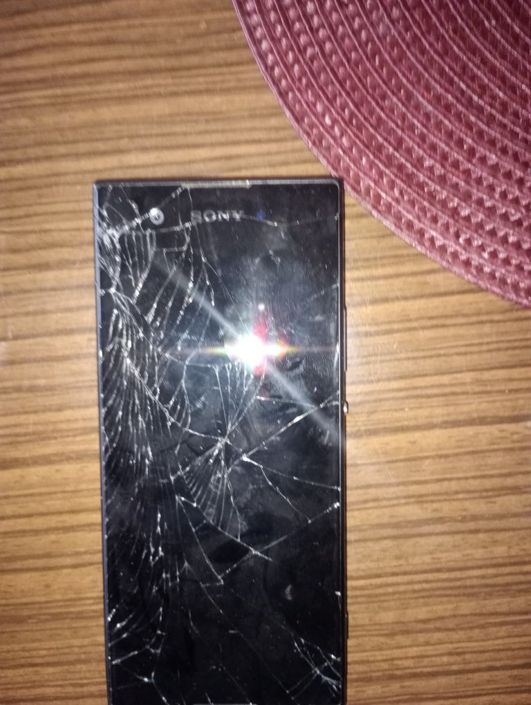 Telefony na części