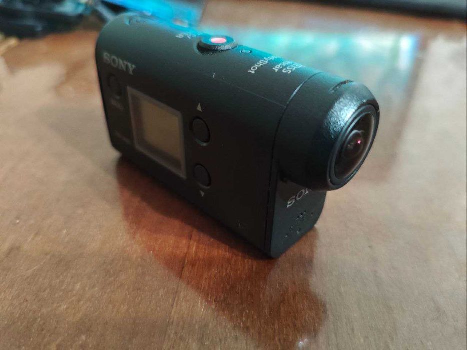 Экшин камера Sony HDR-AS50 + Водонепроницаемый аквабокс