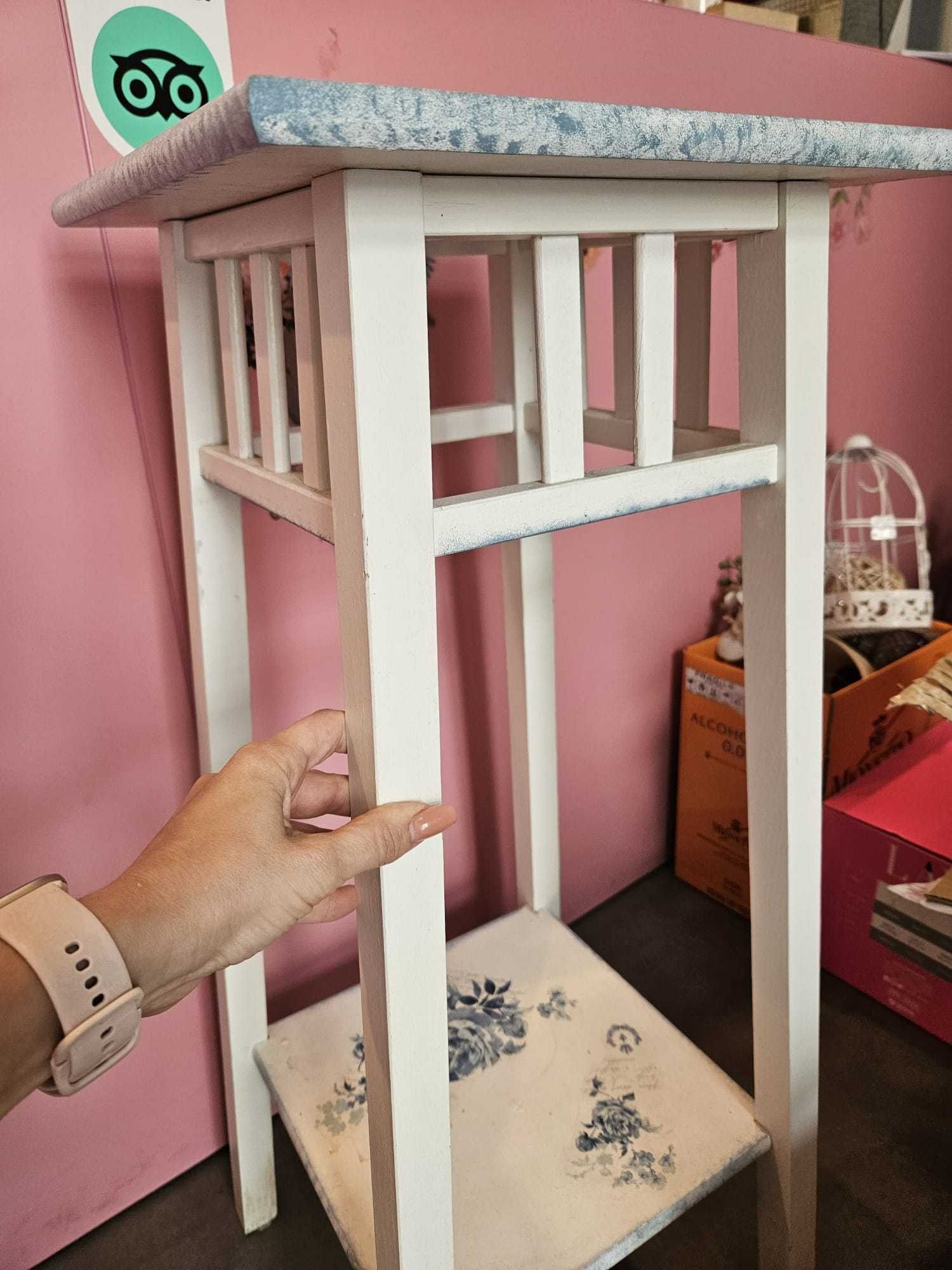 Kwietnik, stojak w stylu shabby chic