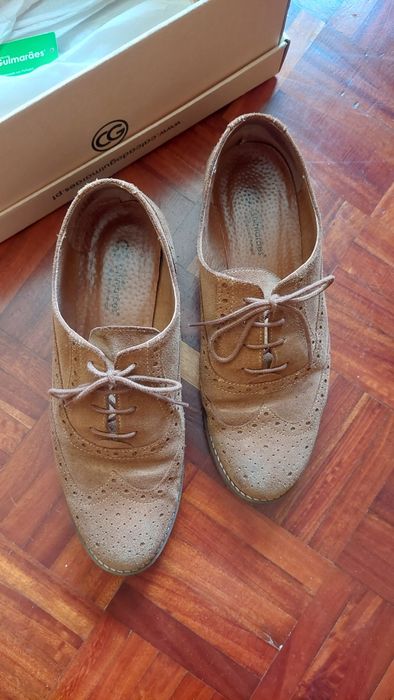 Sapatos Oxford Camel