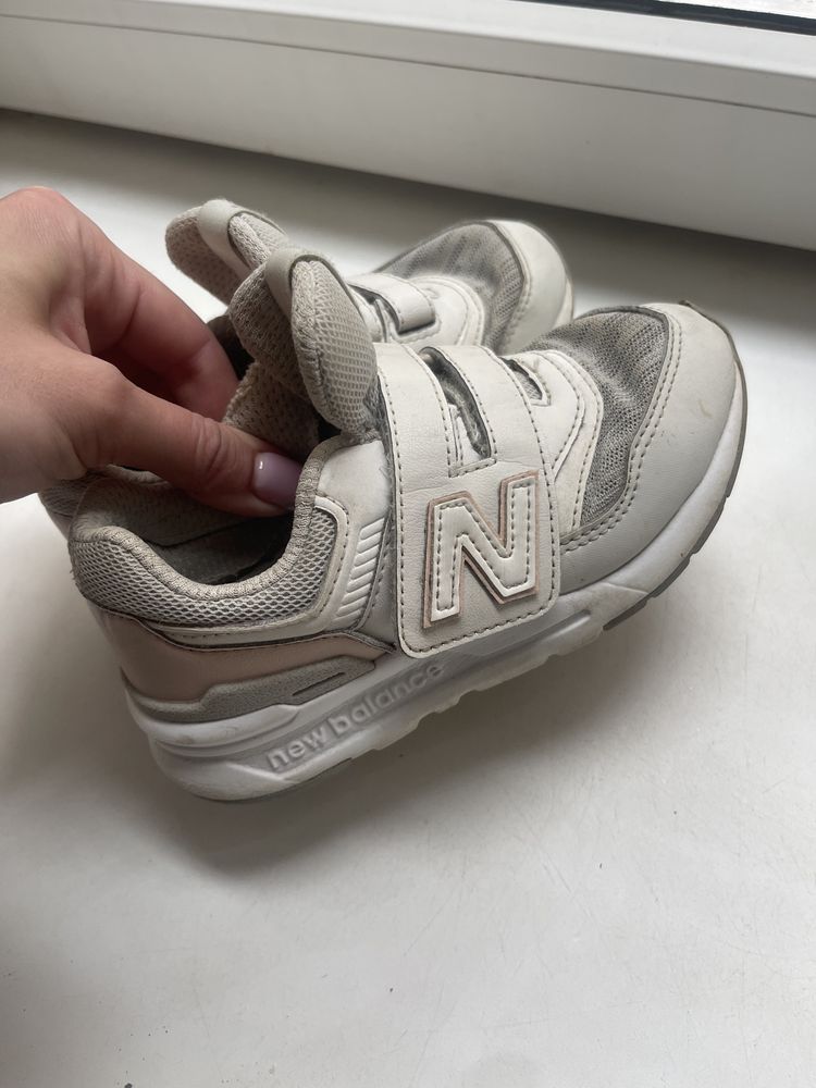 Кроссовки new balance