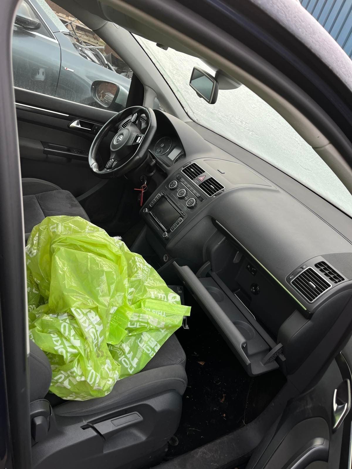 Запчастини Розбірка Двигун Капот VW Touran 2015 2.0 CFF DSG DQ250