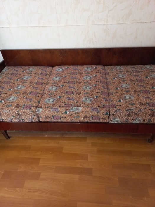 Продаю тахта диван , с ящиком для белья