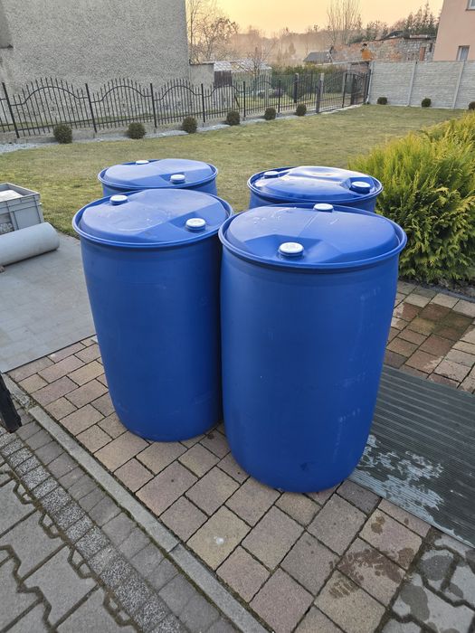 Beczka plastikowa 200l