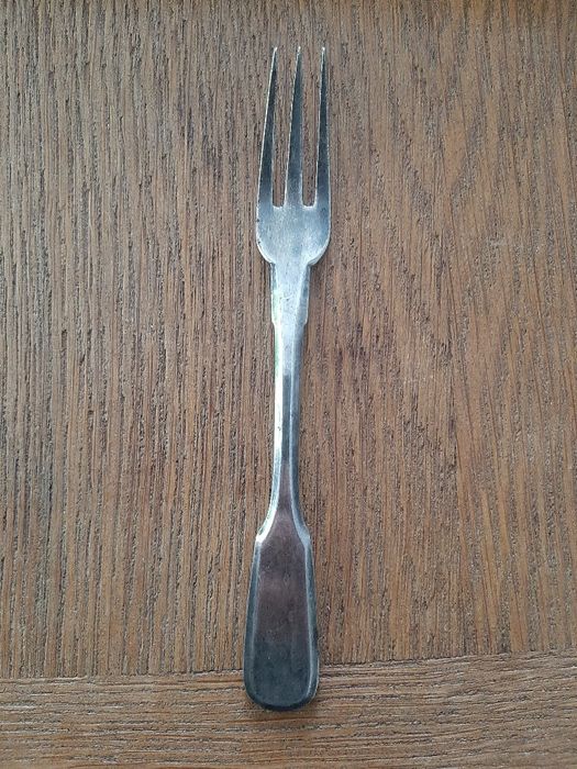 FRAGET stary widelec widelczyk do ciasta