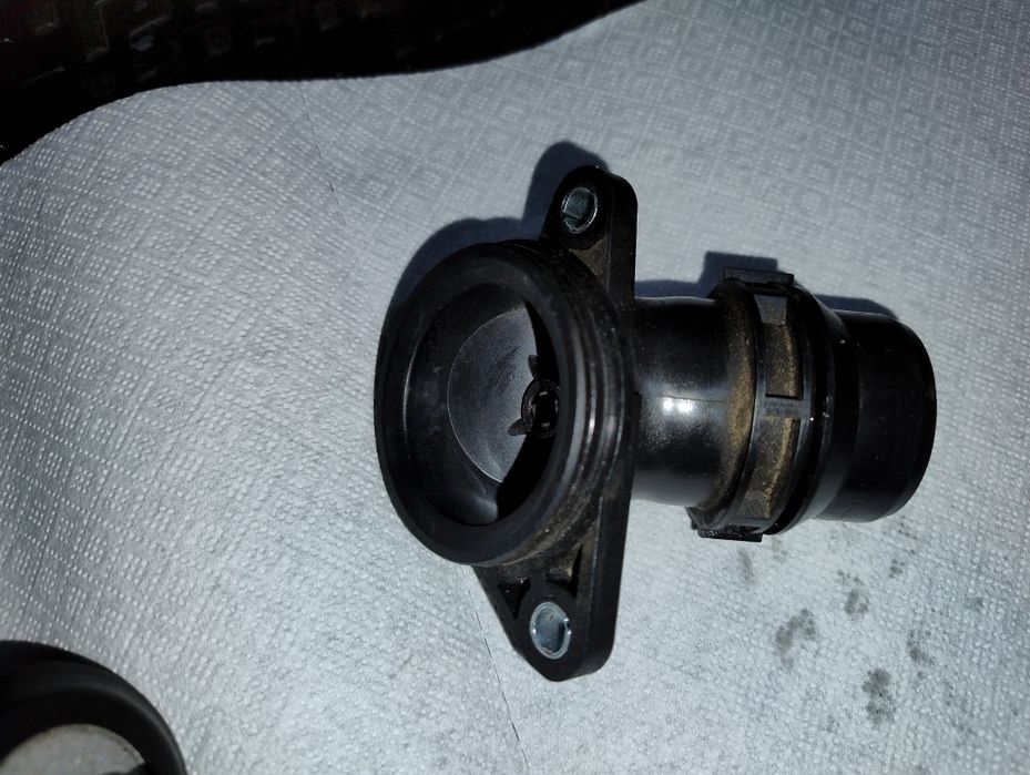 Патрубок корпуса термостата vag 1.8 (2.0) tsi