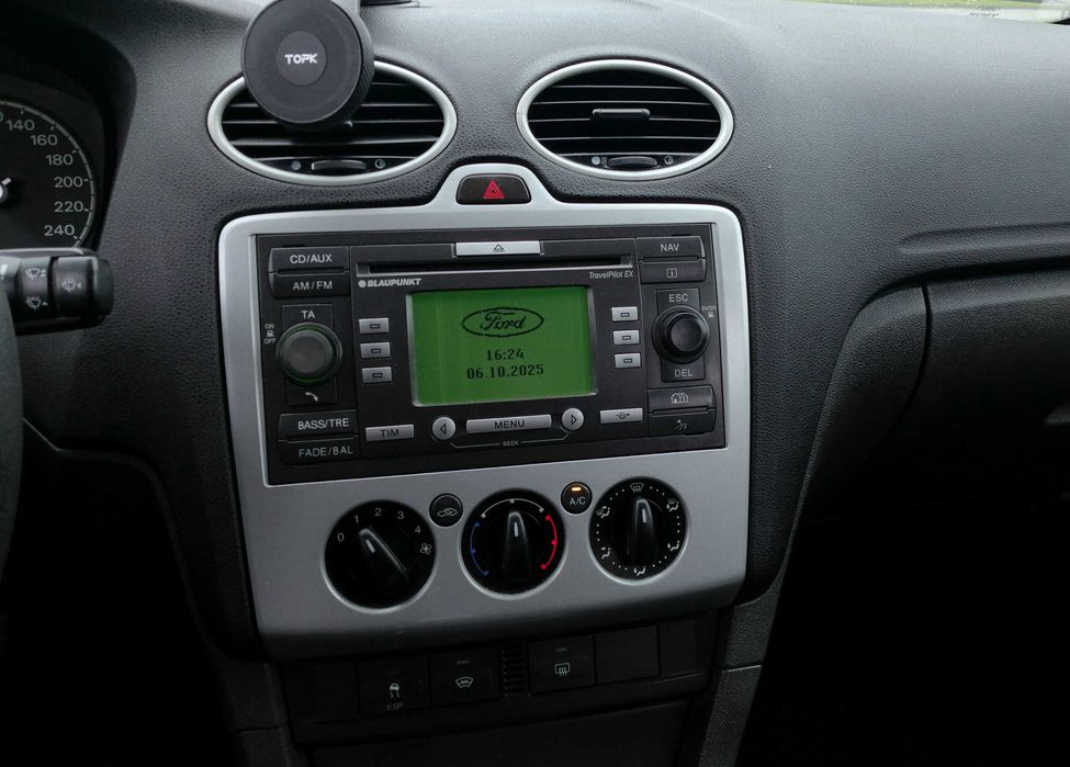 Ford Focus 1,8 LIFT 125 KM GAZ SEKWENCJA KLIMA Komputer NAVI Salon PL