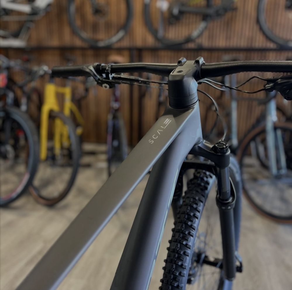 Scott Scale 940 Black 2025