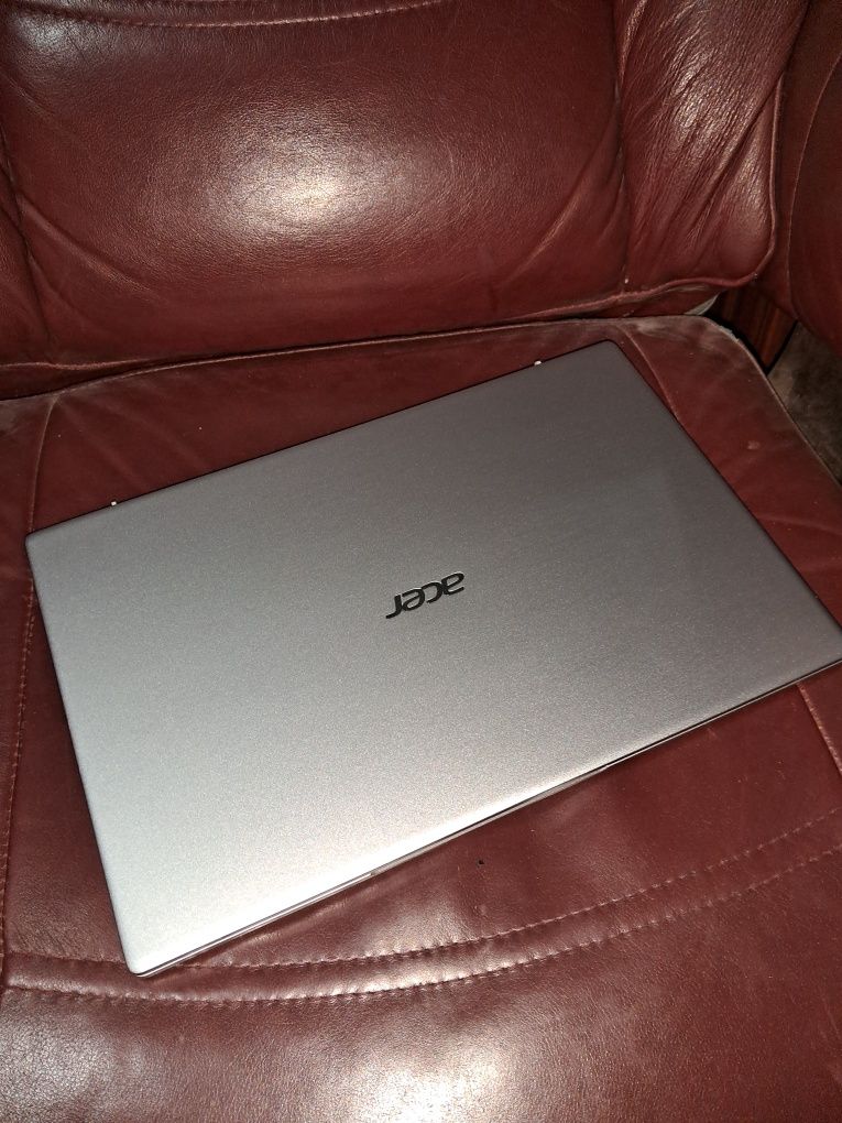 Ноутбук Acer Swift 1 SF114-34-C25X