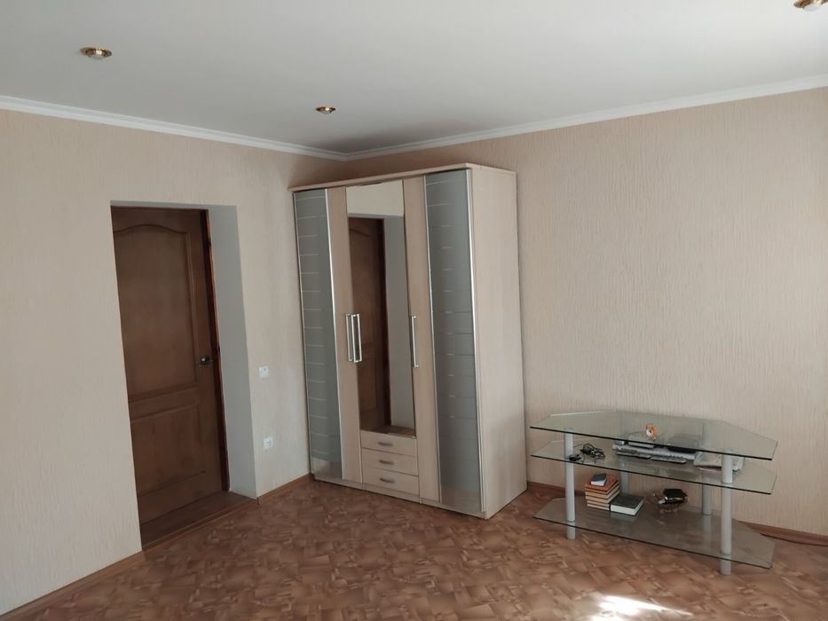 Від ВЛАСНИКА!Продам будок з власним зарибленим озером