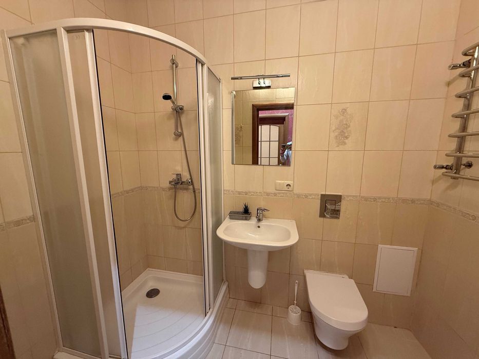 54м ЕВРОДВУШКА!Кухня-студия 30 м +спальня 13 /Близость Центра