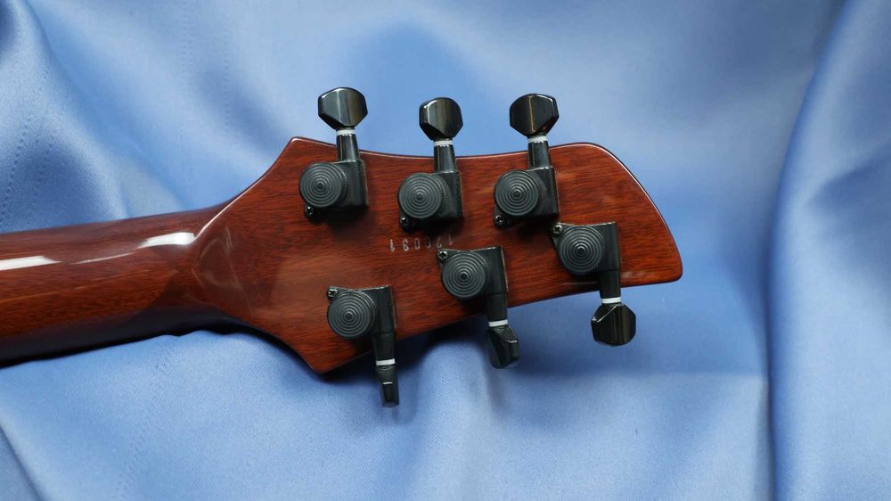 Polska gitara elektryczna Mensinger ProtoCust