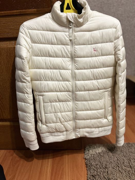 Продам жіночу куртку Jack Wills